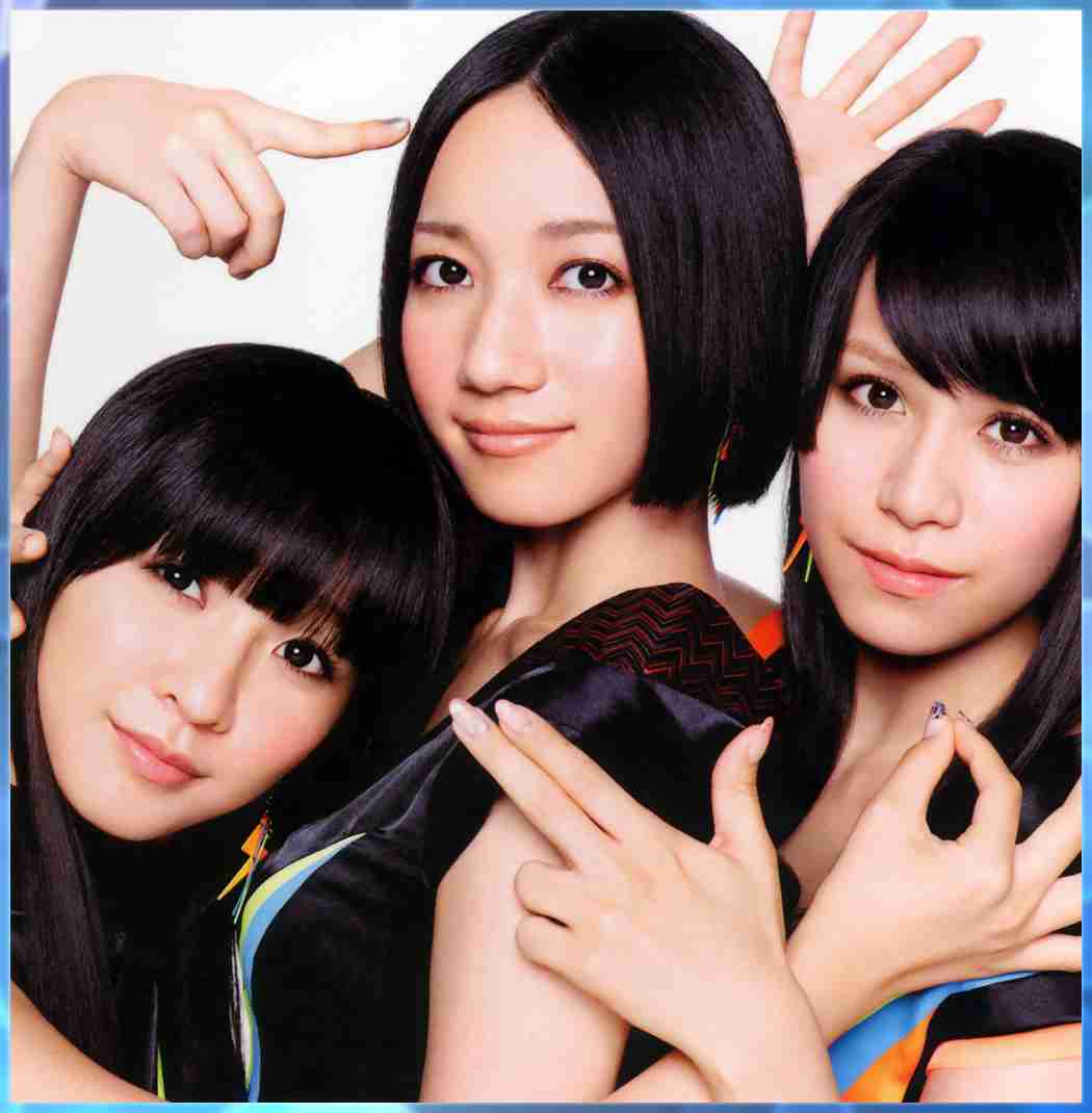 黒髪が似合う芸能人の画像を集めるトピ