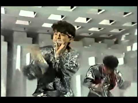 少年隊　　仮面舞踏会 - YouTube