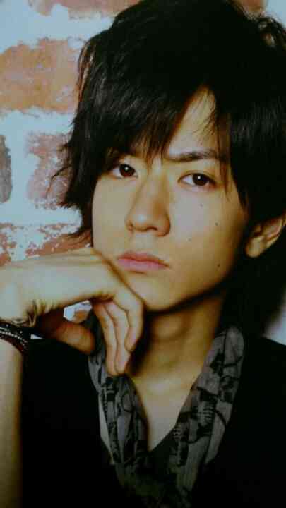 黒髪が似合う芸能人の画像を集めるトピ