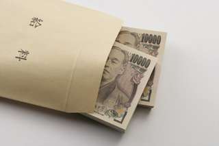 初めてのお給料、何を買いましたか？