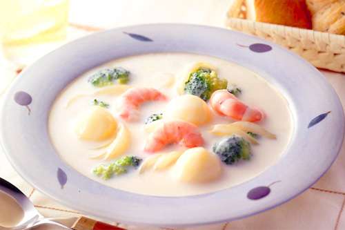 冬に食べたくなる料理は何ですか？