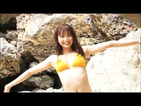 【お宝】　芹那　衝撃の 地声 (23歳) ＆ 水着 Serina SDN48 AKB48 - YouTube