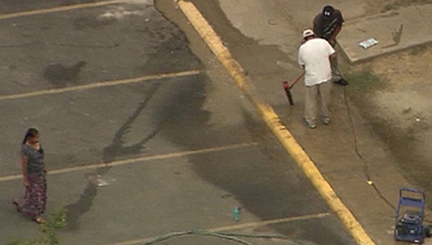What Quarantine? Photos Show Men Cleaning Ebola Vomit With NO Protective Suits - Top Right News