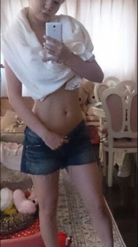 歌手・華原朋美が「入浴写真」を公開「メンタルを癒したい時にはここの温泉」