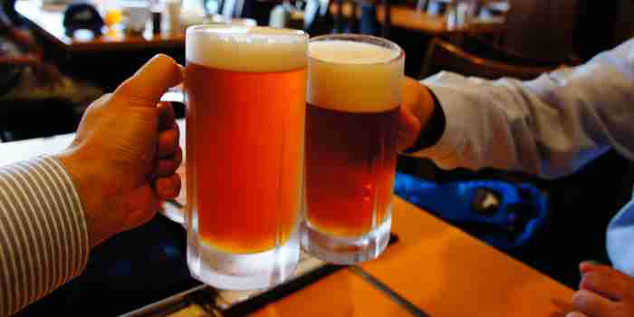 ビールを週に3杯以上飲むと、精子が劣化して子孫が残せなくなる可能性アリ