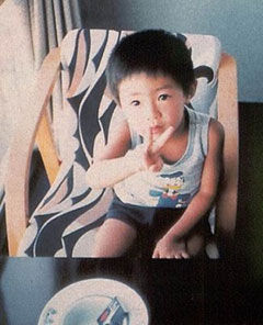 芸能人の幼少期を載せていくトピック