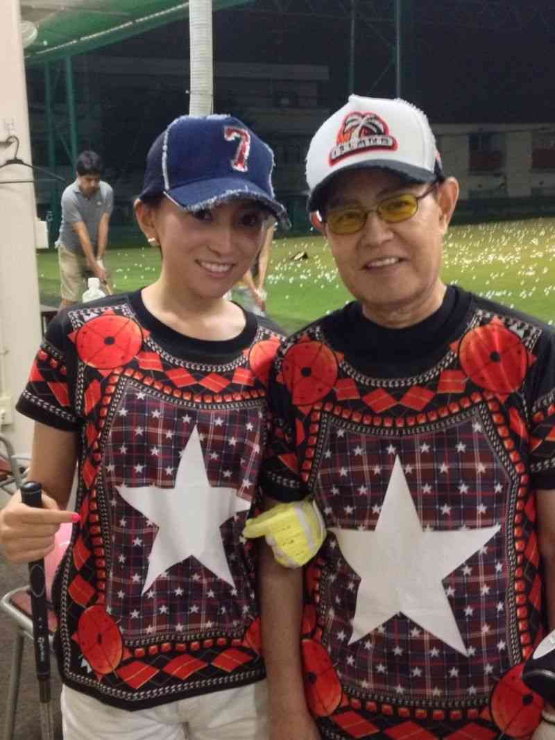 笑える？芸能人の衣装が見たい