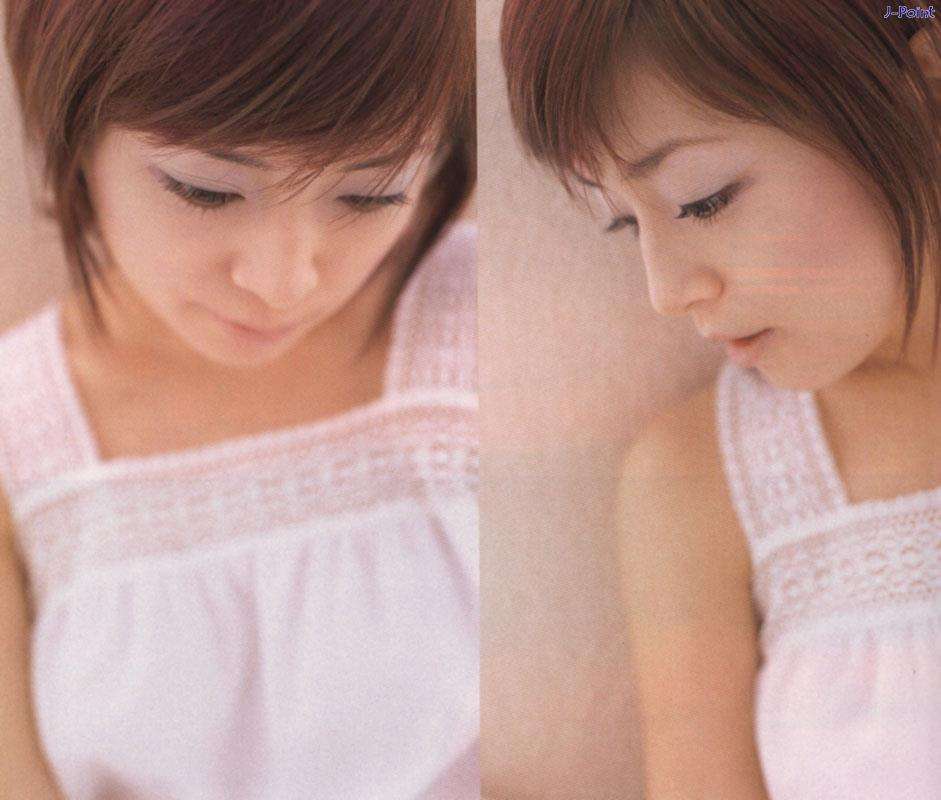 浜崎あゆみ、イメチェンヘアが好評　ざっくり胸元にも視線集中「拝みたくなる美しさ」