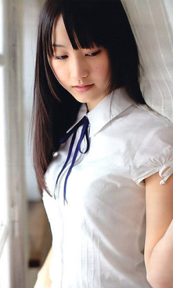 黒髪が似合う芸能人の画像を集めるトピ