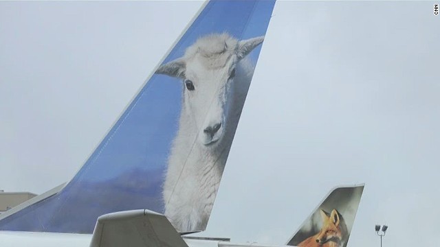 米2人目のエボラ感染の看護師が隔離前日に旅客機に、同乗の全132人を調査　CDCは微熱で搭乗を許可