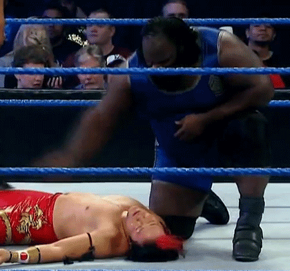 「プロレス女子」が急増、入門書や「女子会」…会場ではイケメンレスラーに熱烈声援