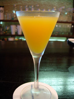 お酒飲めない人が居酒屋やBARで注文しているもの