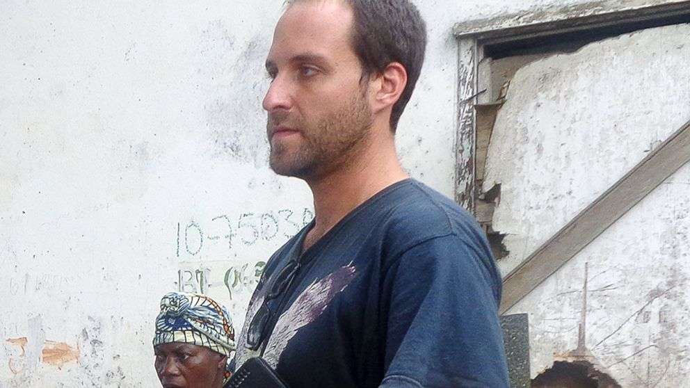 Cameraman Suffering From Ebola Arrives in Nebraska - ABC News