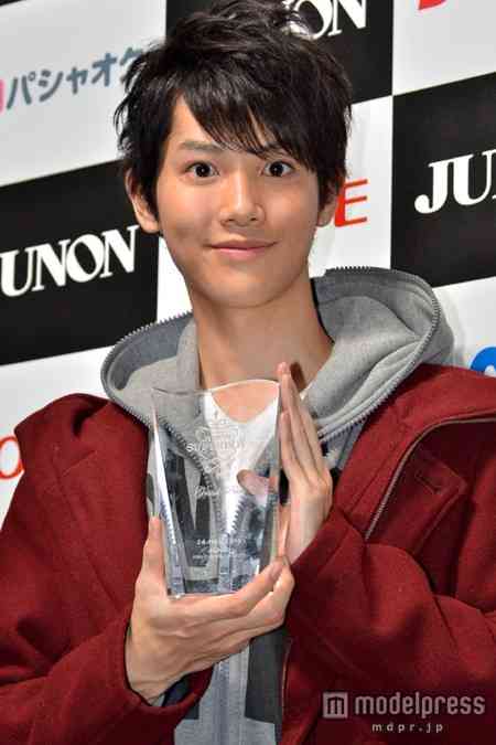 ジュノンボーイに16歳の西銘駿 “史上初”沖縄出身のグランプリ