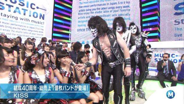 ももいろクローバーZ、日本人初!KISSとコラボシングル発売