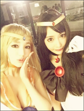 森下悠里がセーラームーンの下着コスプレ披露！