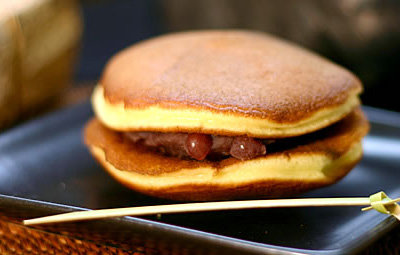 【美味そう】メロンパンの皮だけじゃない！『どら焼きの皮だけ』が登場ｗｗｗｗｗｗｗｗｗｗ : はちま起稿