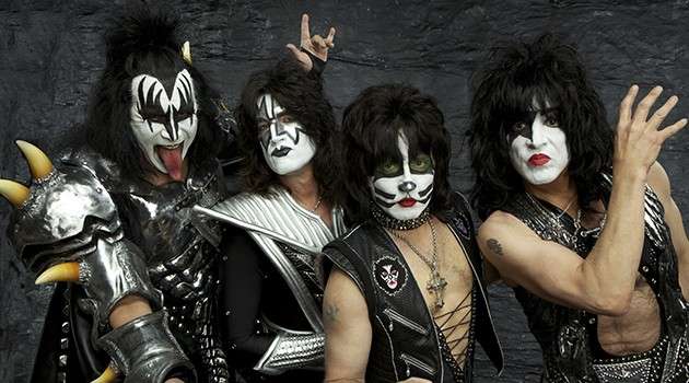 ももいろクローバーZ、日本人初!KISSとコラボシングル発売
