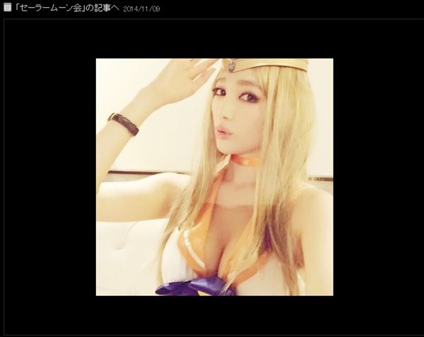 森下悠里がセーラームーンの下着コスプレ披露！
