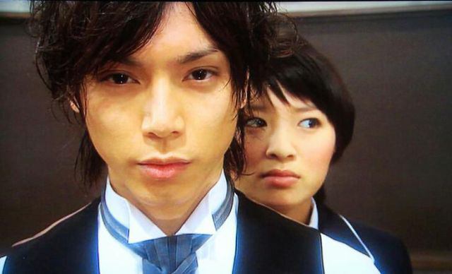 「ショック」「夢が一つ無くなった」「早退する」「おでんをこぼした」西島秀俊結婚に女性ファン悲鳴