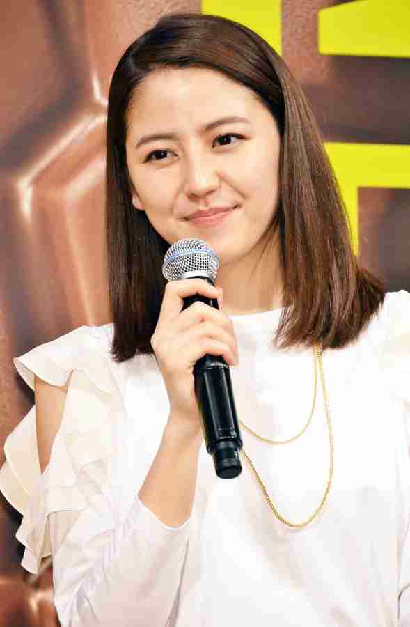 長澤まさみ、390個のチョコに埋まって登場!新CM発表で美脚披露