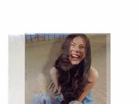 大きな翼 - YouTube