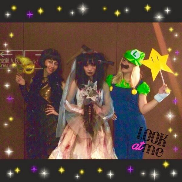 MAX・NANA　椿鬼奴なりきり写真を公開する