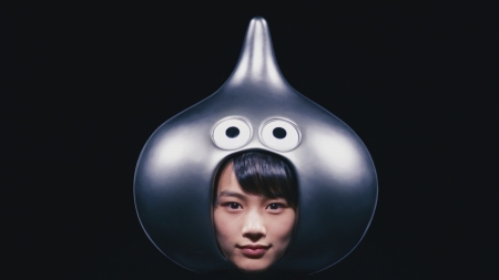 能年玲奈、今度はメタルスライムに変身！「いつもの100倍素早い」