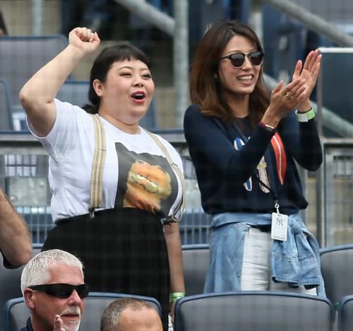 里田まい、マリエとの再会喜ぶ「実はニューヨークでも会ってたの～」