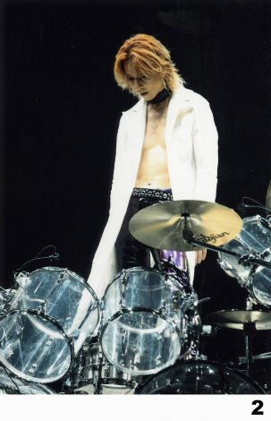 左手感覚無かった――YOSHIKI、椎間板ヘルニア悪化し手術 (ＹＯＳＨＩＫＩ) ニュース-ORICON STYLE-