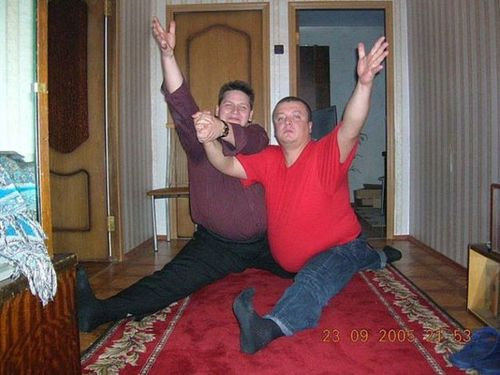 ロシアの出会い系サイトがすごいことになってる…恐るべきプロフィール写真