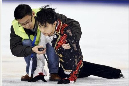 【フィギュア】羽生結弦、全治2～3週間…診断結果発表