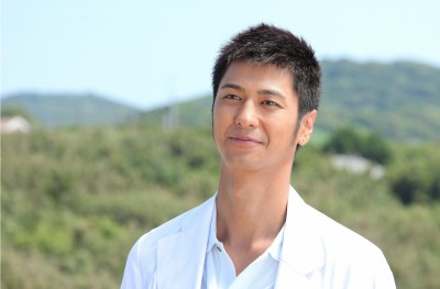 有名人の似顔絵トピ。