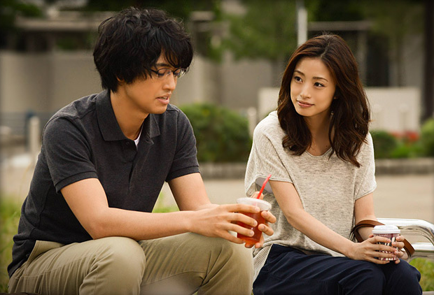 上戸彩、ドラマ「昼顔」の裏話を暴露…ラブシーンがすごく苦手