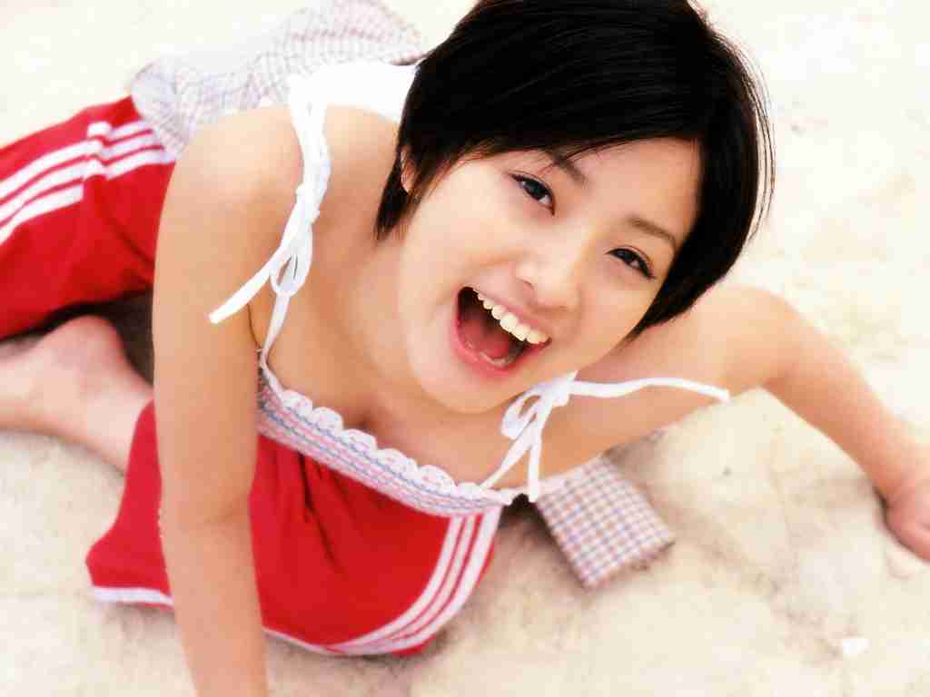 女子目線で「理想のバスト」を持つ女性芸能人トップ10
