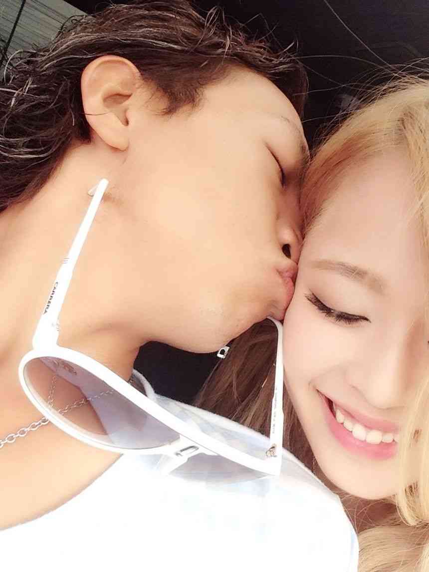 妊娠中の16歳モデル堀鈴香　エコー写真を披露「男の子でした！」　母体を考慮した新ヘアも