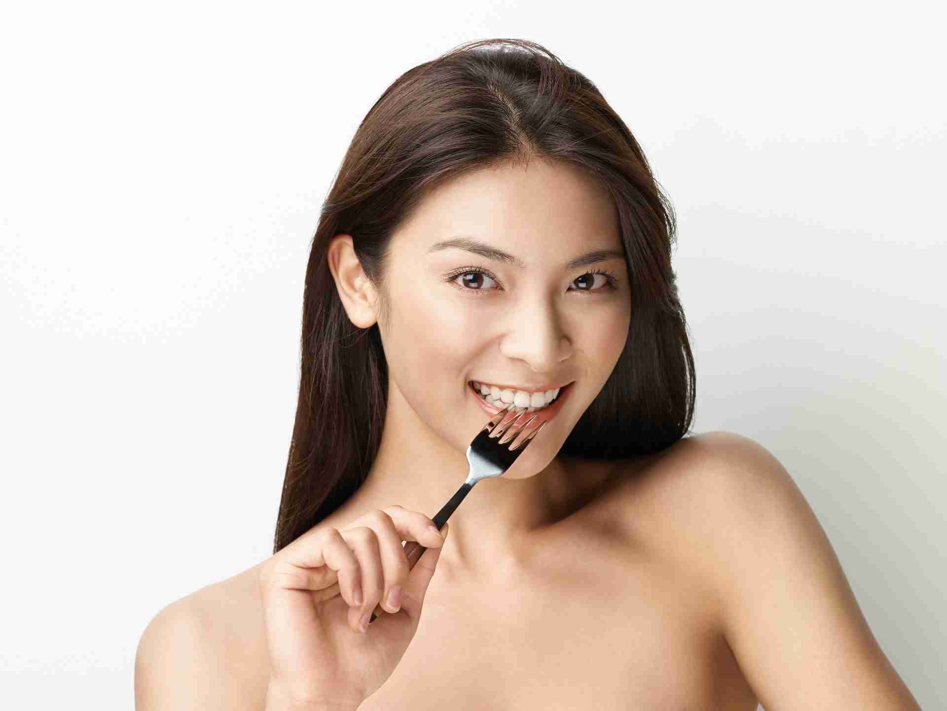 秋元才加 ヌード 元AKB秋元才加の“へそピ”に反響 大胆セクシーショット公開 | ガールズちゃんねる - Girls Channel -