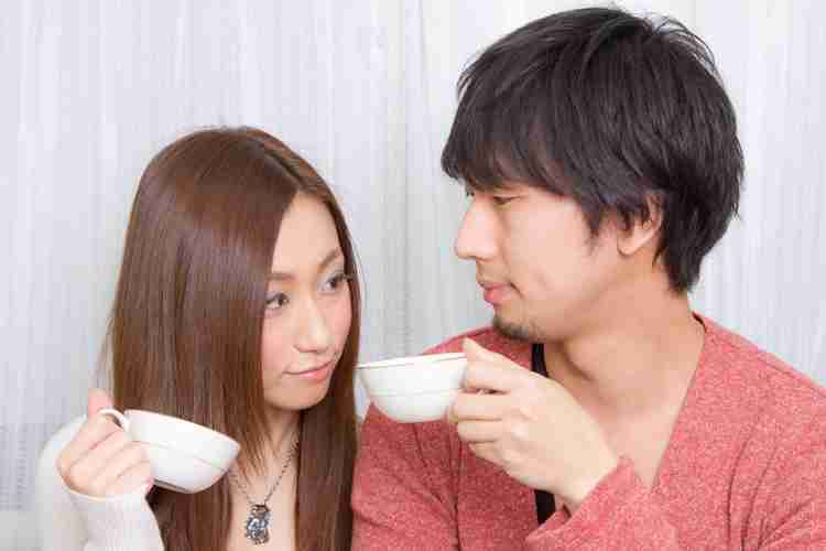 友人とどのくらいの頻度で会ってますか？