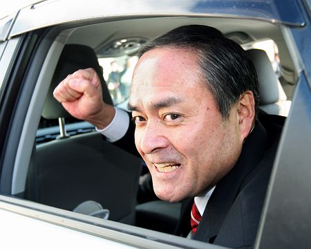 時事ドットコム：「護憲の旗」愚直に掲げ＝吉田忠智社民党党首【党首奮戦記】