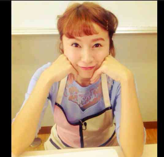 鈴木亜美、横柄すぎるDJ営業に批判殺到!?アーティストからお料理タレントへ転身か