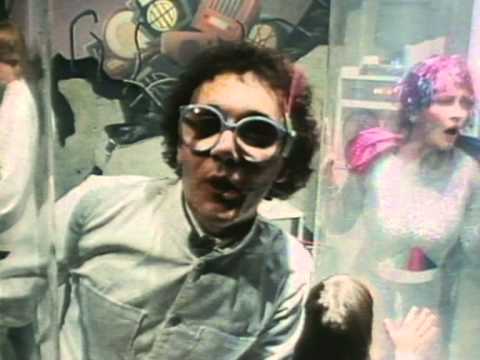 The Buggles - Video Killed The Radio Star - YouTube