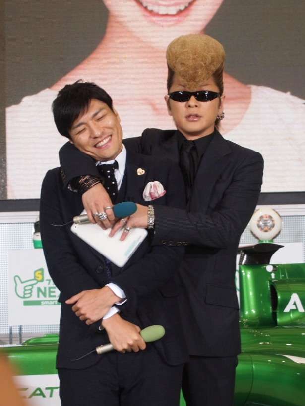 カラオケを一緒に行ってみたい芸能人は誰ですか？