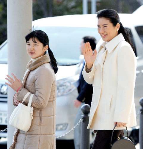愛子さま 学習院生徒たちから不規則登校に対して不満の声も