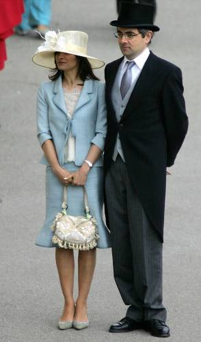 ドレスアップしてる有名人の画像を貼るトピ