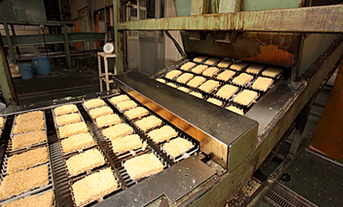 日清食品冷凍もゴキブリ混入…冷凍パスタ約75万食を回収