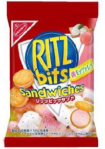 話題の“桃モッツァレラ”がリッツに!?「リッツビッツサンド桃モッツァレラ」がファミマで限定発売