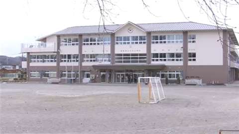 「群馬・高崎の小学校にナイフ持った男が侵入」　News i - TBSの動画ニュースサイト