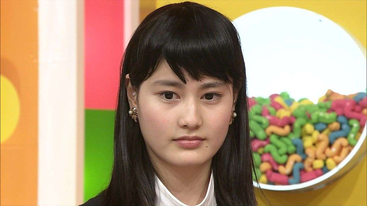 橋本愛の劣化がヤバイ「ハイキングウォーキングのQ太郎みたい」との声も
