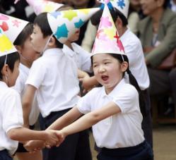 愛子さま 学習院生徒たちから不規則登校に対して不満の声も