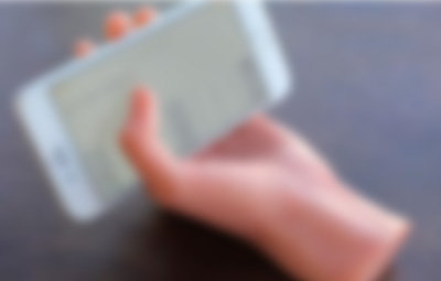 【恐怖】超リアルな女性の手首がスマホスタンド登場ｗｗｗｗｗ気分は吉良吉影ｗｗｗｗｗｗ : はちま起稿